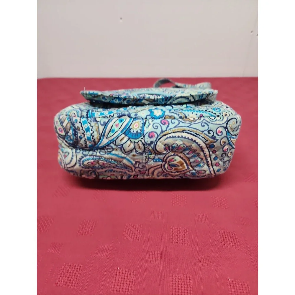 Vera Bradley Carson Shoulder Bag Daisy Dot Paisley Adjustable Strap Whimsical